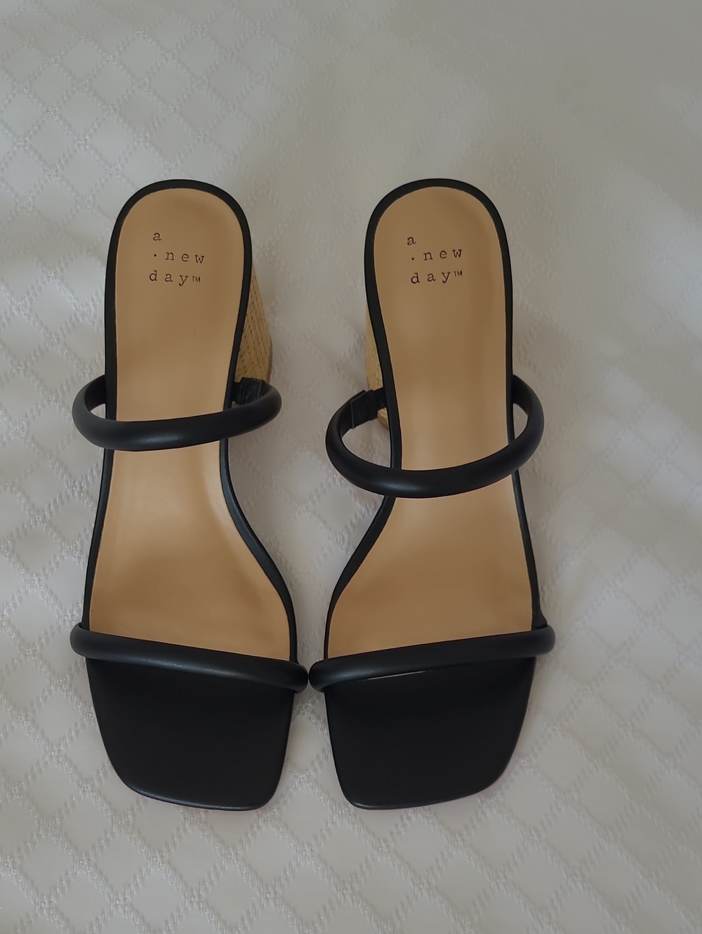 New Without Tags! Black Double-Strap Woven Block Heel Sandals